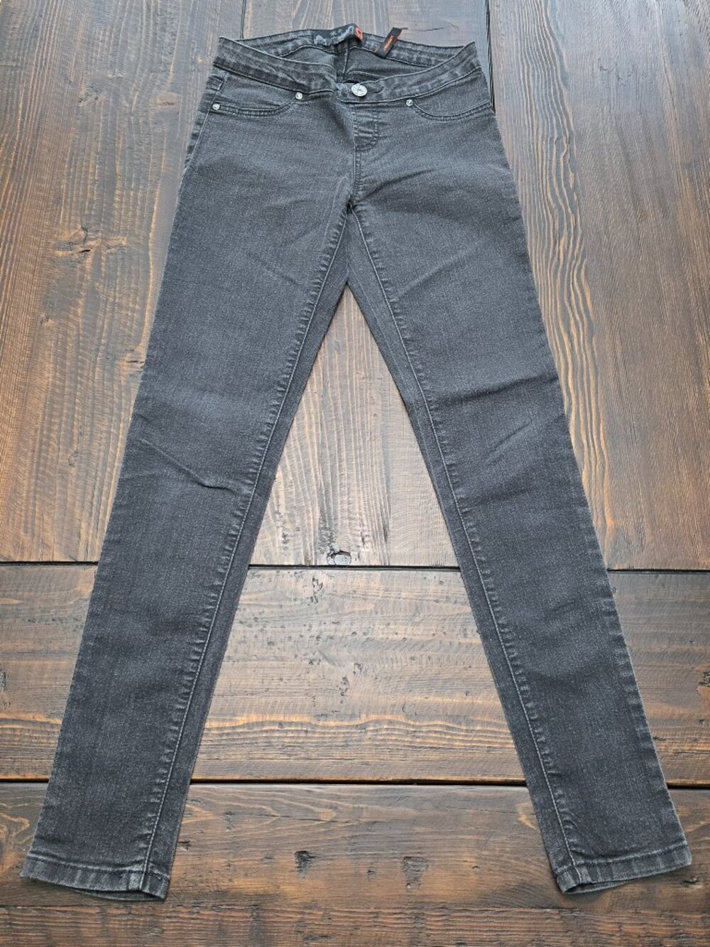 GUESS Super Skinny Faded Black Gray Jeans Womens Size 26 Stretch Back Pocket